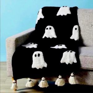 Viral TikTok Ghost Blanket